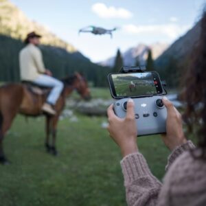 Drone DJI Mini 4 Pro RC-N2 - DJI041 (Controle sem tela)